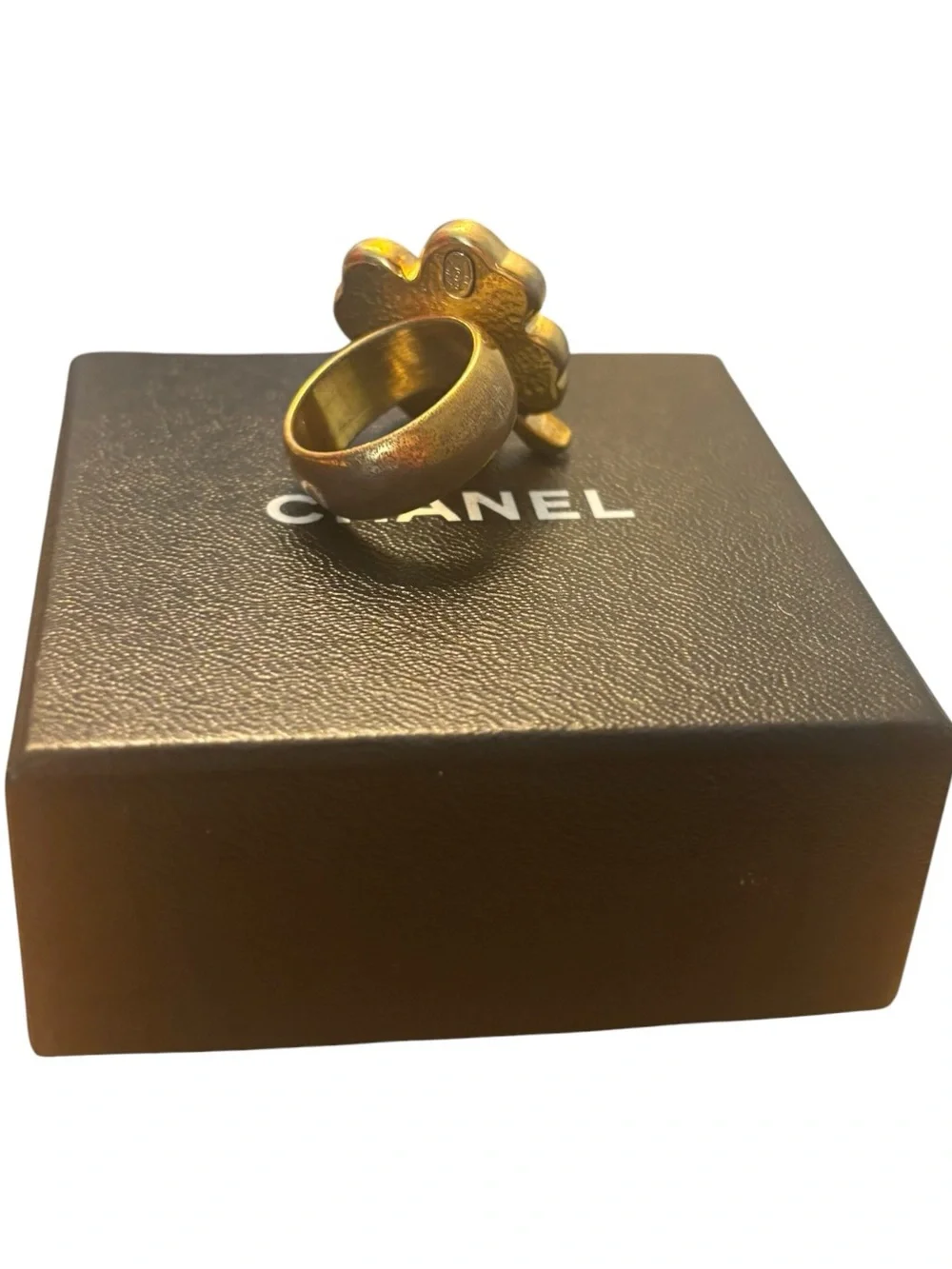 Chanel Vintage Coral Clover Ring - Sz 6.5